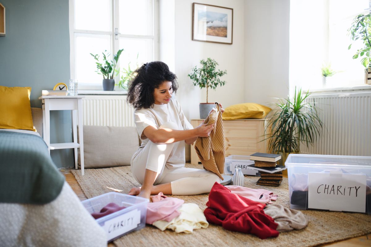 Declutter Your Bedroom