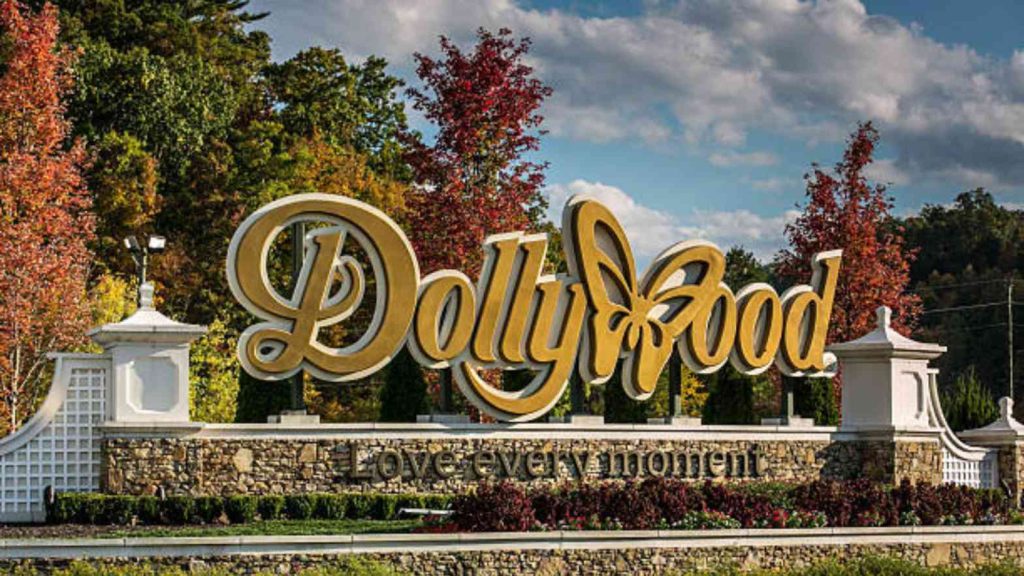 flash-flooding-hits-dolly-partons-dollywood