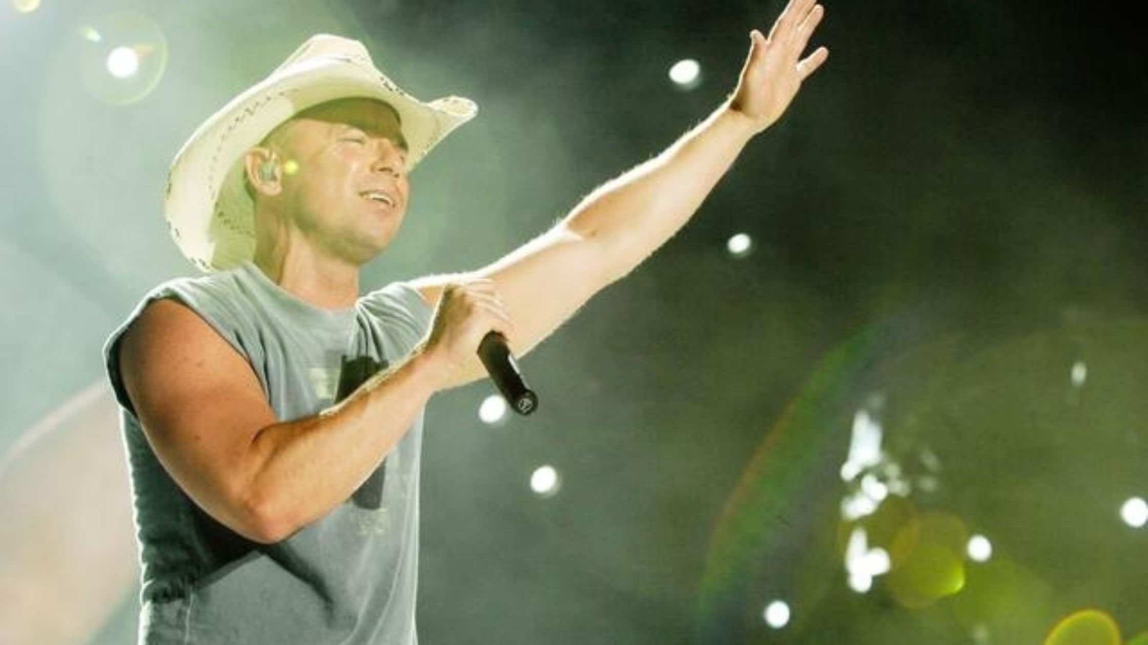 severe weather postpones kenny chesney concert in phoenix