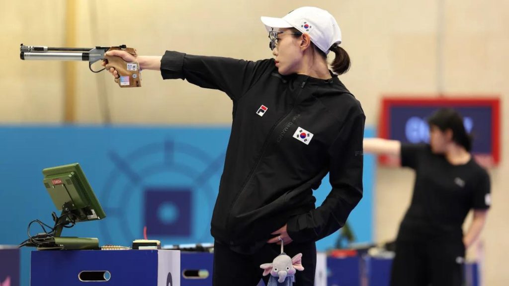 south-korean-sharpshooter-kim-yeji-2024-olympics